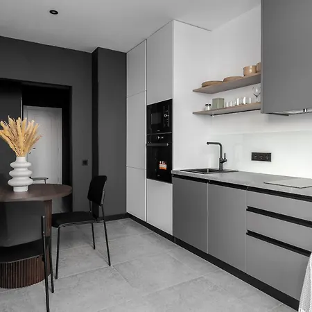 77 Views Apartments By Inshi Lemberg Exterior foto