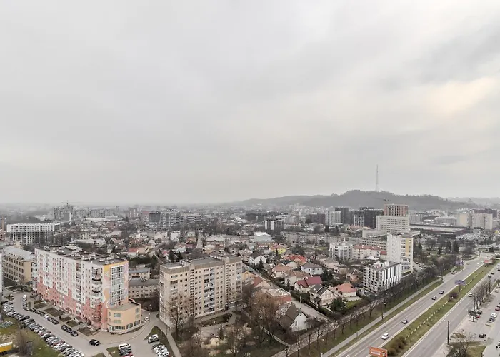 77 Views Apartments By Inshi