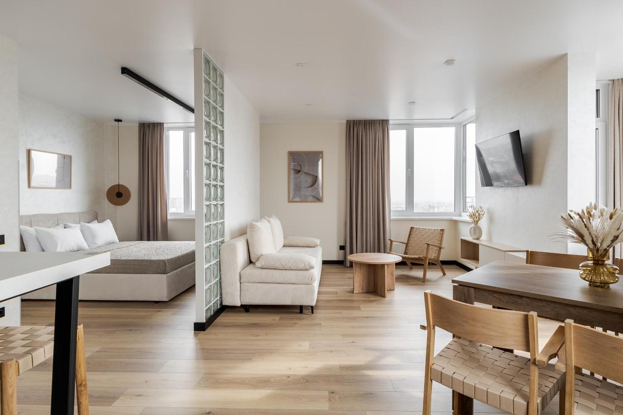 77 Views By Inshi Apartment Lemberg