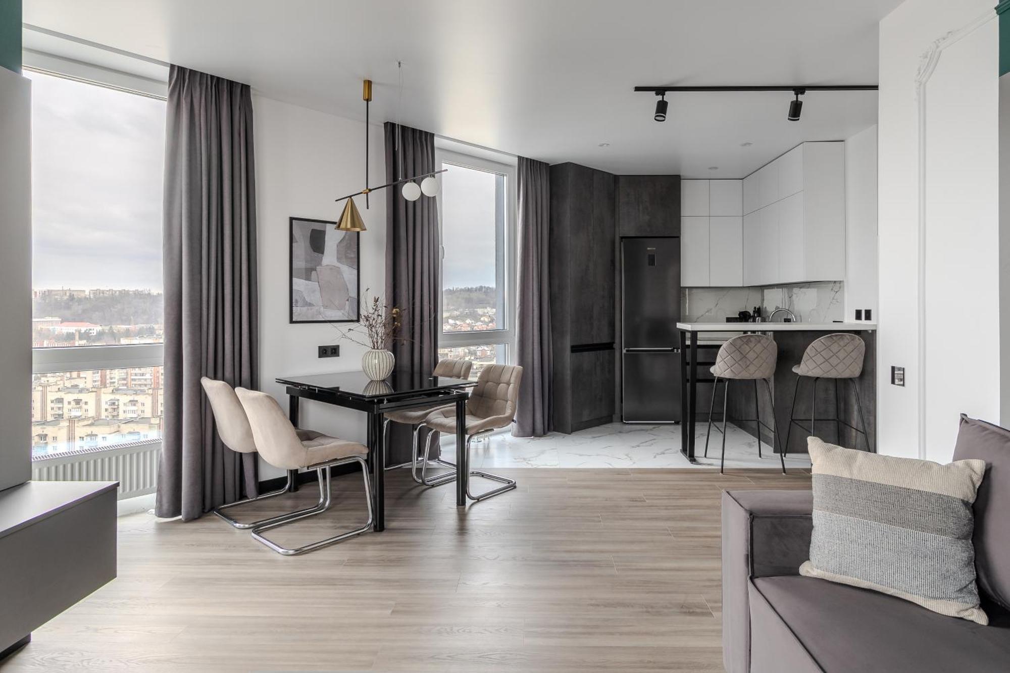 Apartment 77 Views By Inshi