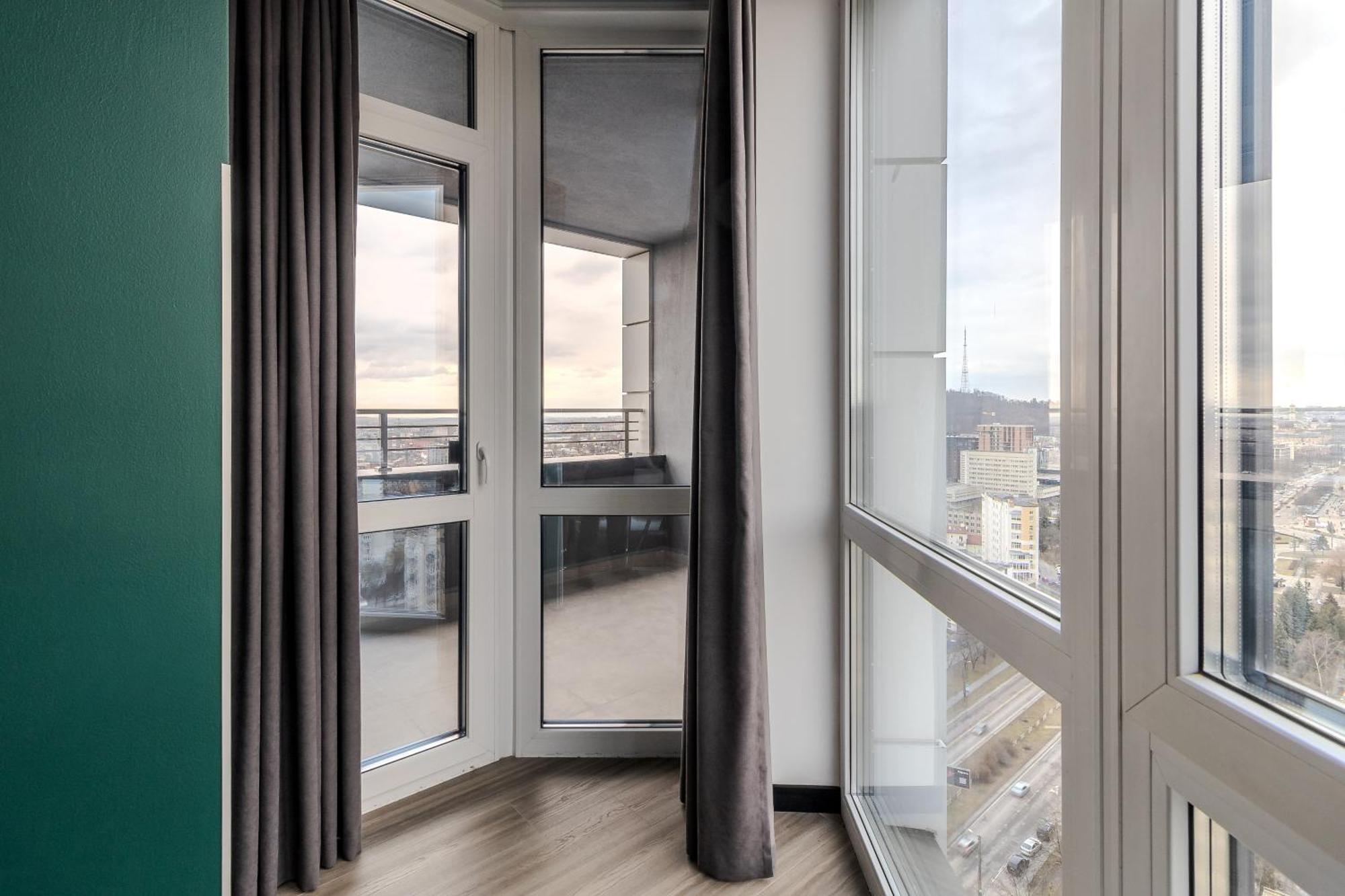 Apartment 77 Views By Inshi *