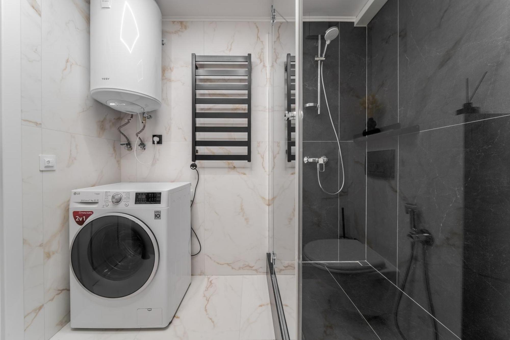 Apartment 77 Views By Inshi *