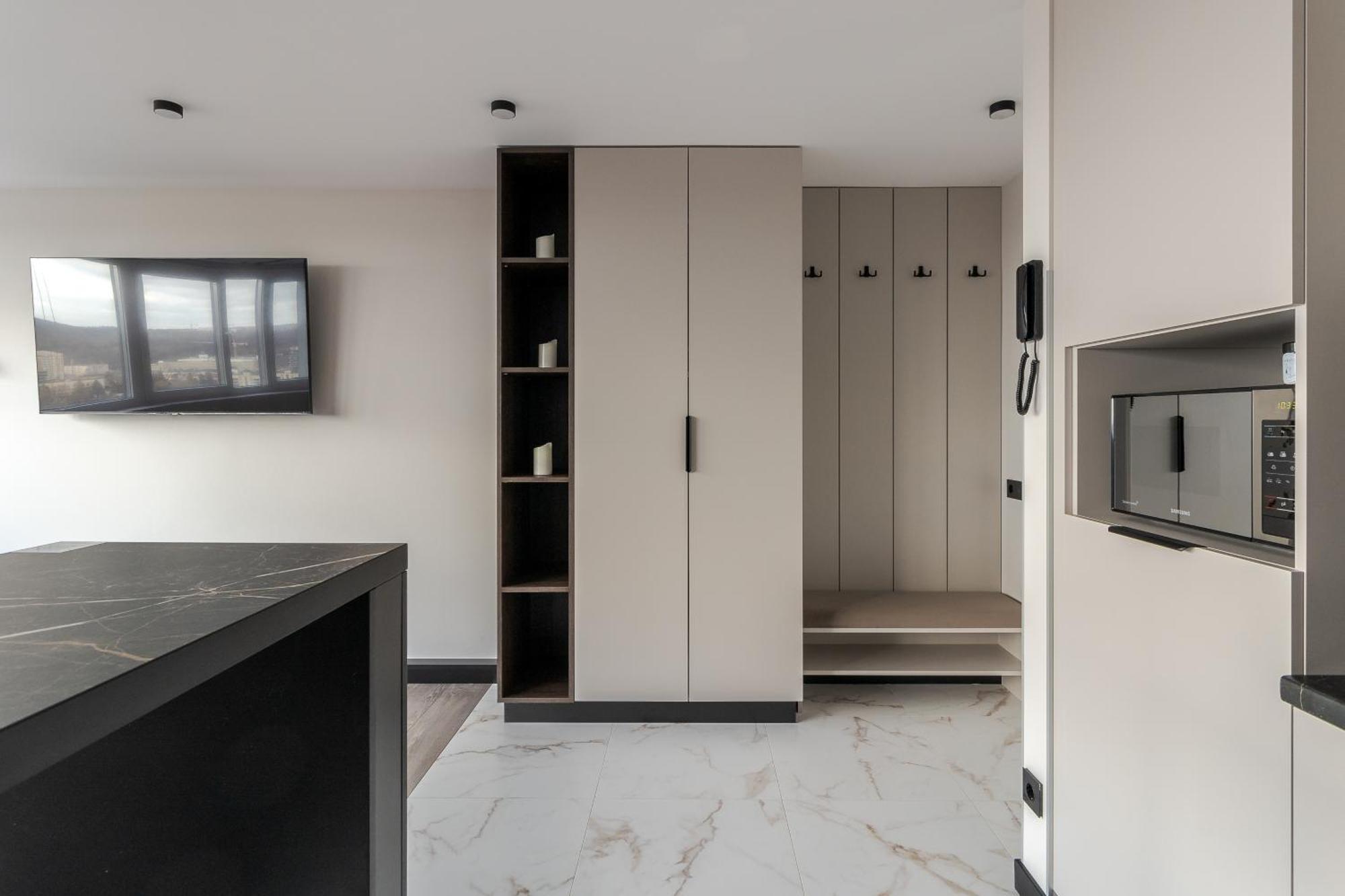 Apartment 77 Views By Inshi *