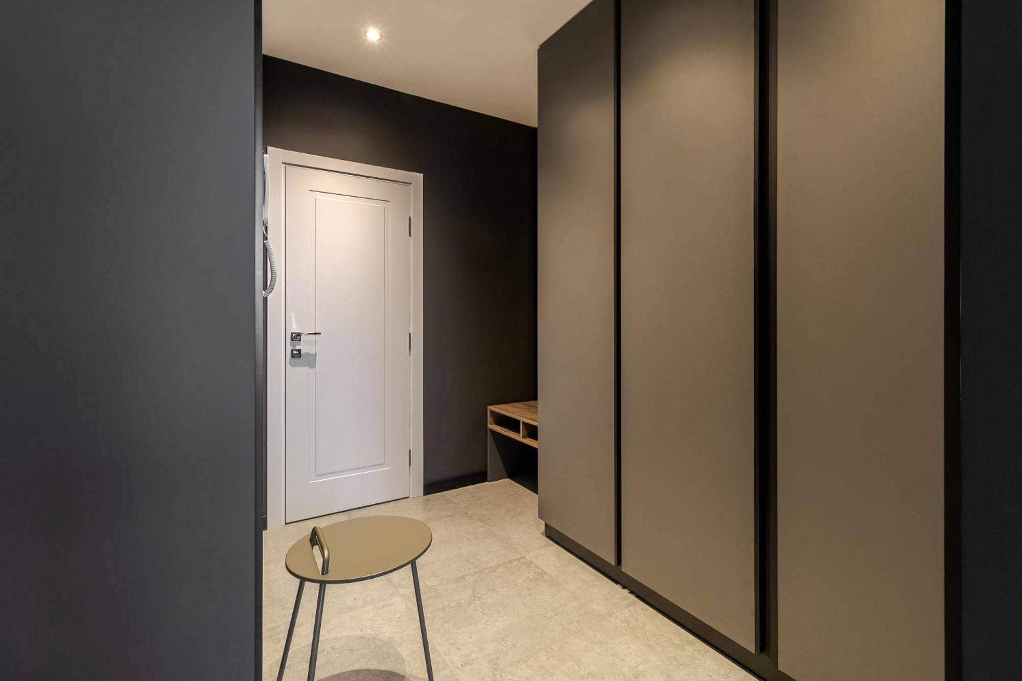 77 Views By Inshi Apartment Lemberg