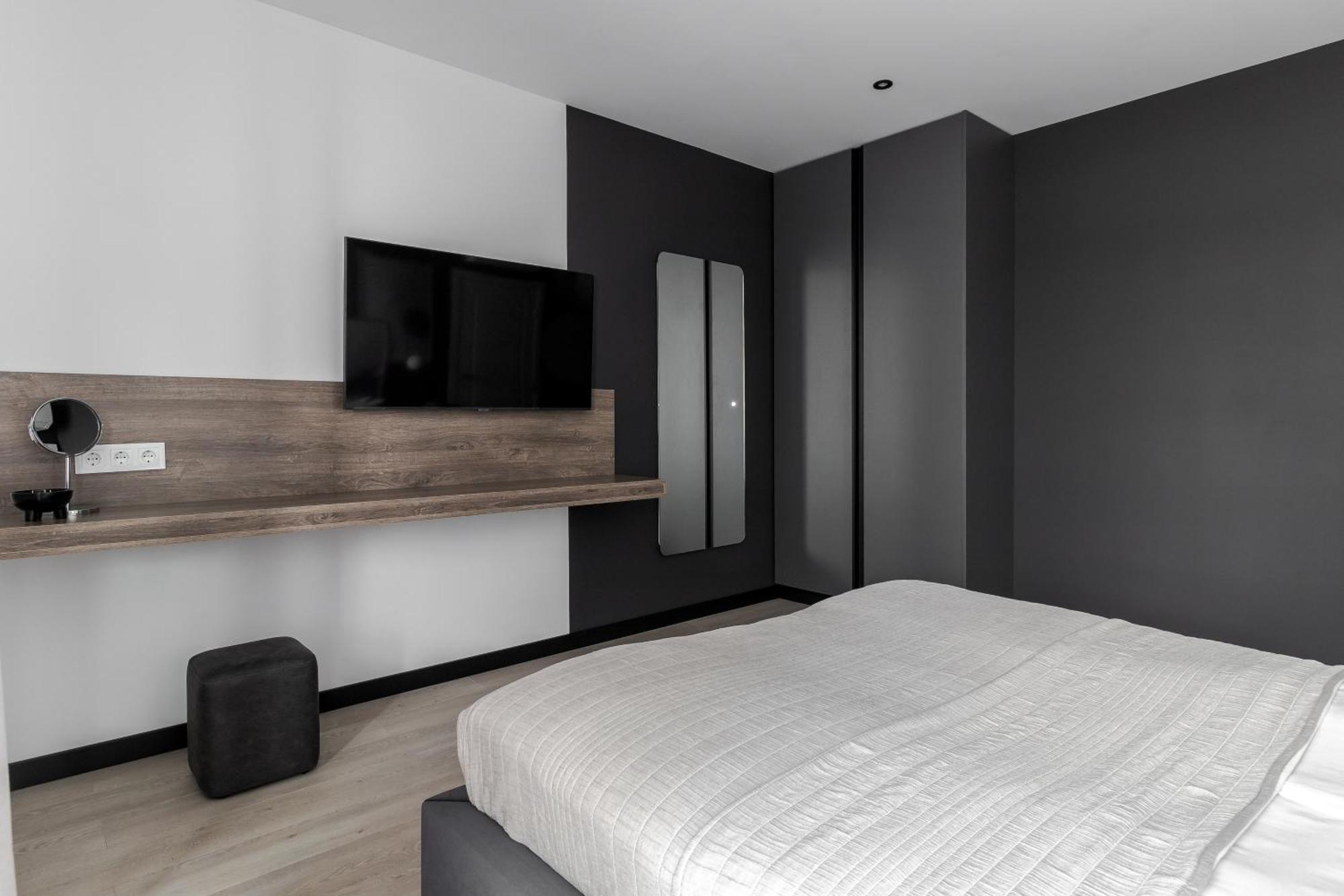 77 Views By Inshi Apartment Lemberg